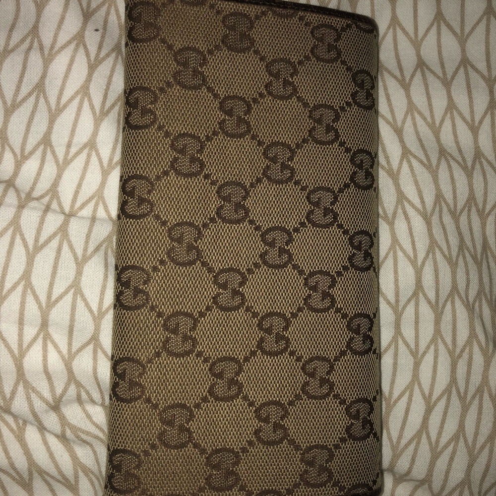 Authentic Gucci wallet - Picture 5 of 8